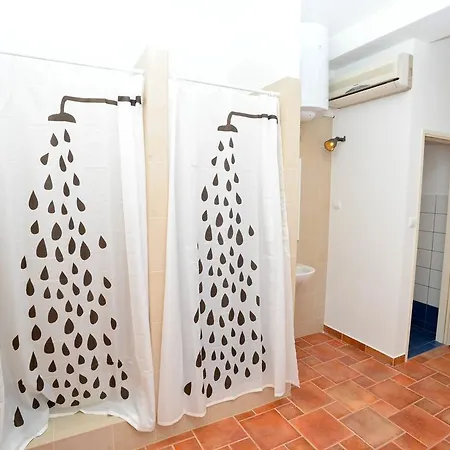 The West Coast Gasthuis *