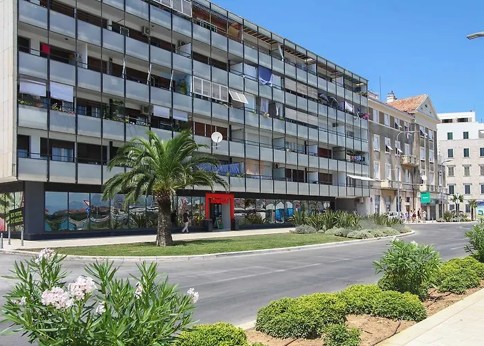 The West Coast بيت ضيافة سبليت