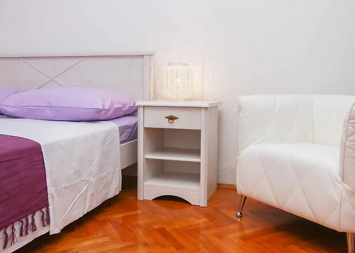 The West Coast بيت ضيافة *