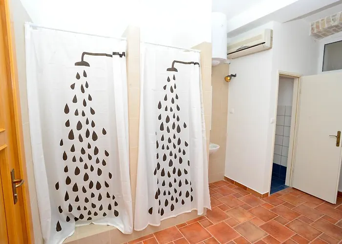 The West Coast بيت ضيافة *