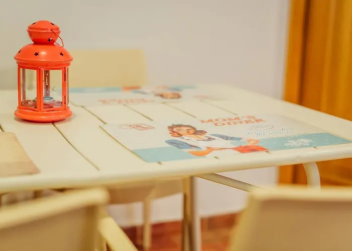 The West Coast بيت ضيافة